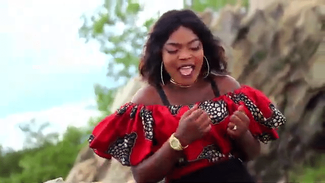 VIDEO GOSPEL: Bro Emma Divine ft Sis Grace – Mwebashila Nimwe