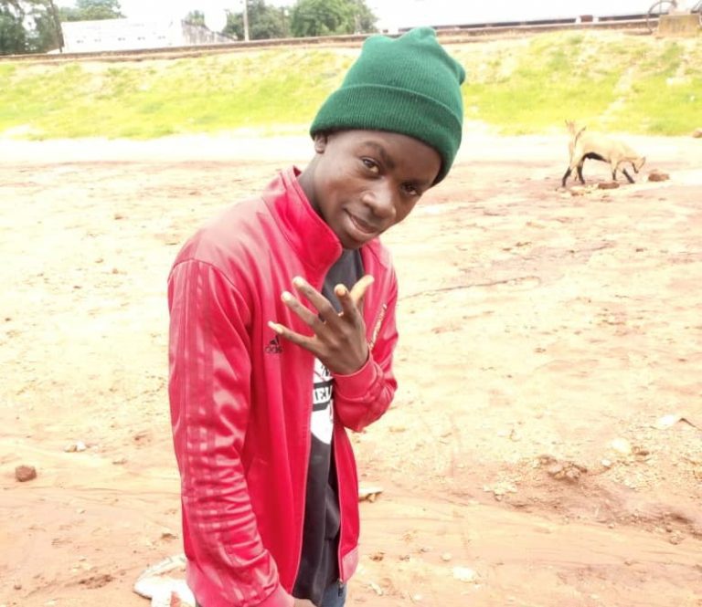 King Roam Dee ft Maxidom – Kupushing’a (prod by Maxidom)