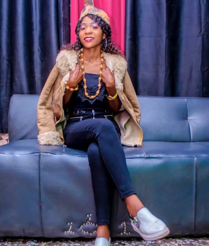 Roxyanah – Teti Kwanishe