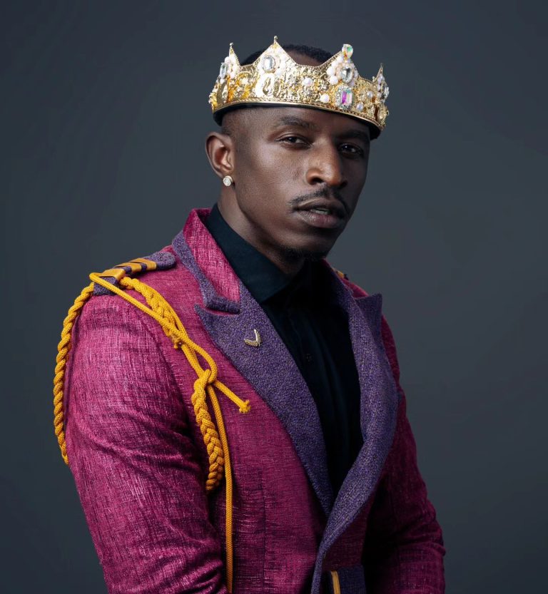 Macky 2 Feat The Glorious Band – Winsula